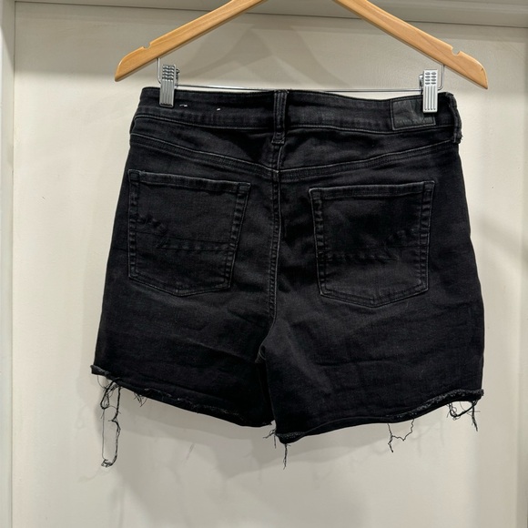 AE Denim Short - Picture 2 of 3